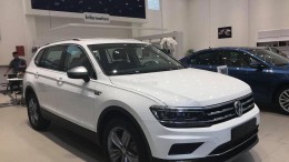 VOlkswagen TIguan topline nhập khẩu nguyên chiếc trả góp 90% giá trị xe