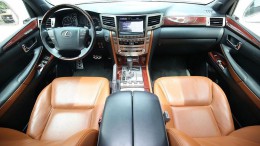 Bán Lexus LX570 2015 full options Xe tên cá nhân chính chủ từ đầu, biển TP 