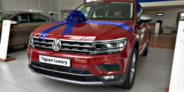 Volkswagen Tiguan Luxury nhập khẩu nguyên chiếc, hỗ trợ trả góp 0% kèm tặng lệ phí trước bạ.
