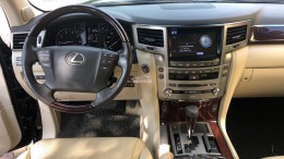 Lexus lx570 sản xuất 2015 công ty đi ít.