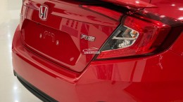 Honda Civic RS 2020 nhập khẩu Thái với nhiều ưu đãi hấp dẫn