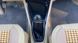 Toyota Vios 1.5E 2018, số tay, màu nâu vàng. 1 chủ mua đi từ mới cứng