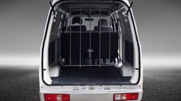 towner Van 2S, 02 ghế ngồi, tải trọng 945kg, hỗ trợ trả góp
