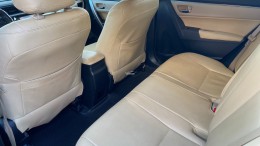 Cần bán xe TOYOTA ALTIS 1.8G MT số sàn 2017 chính hãng Toyota Sure.