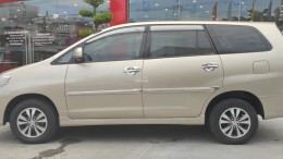 Cần bán xe TOYOTA INNOVA 2.0E số sàn 2015 chính hãng Toyota Sure