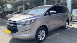 Cần bán xe TOYOTA INNOVA 2.0E số sàn 2019 màu bạc chính hãng Toyota Sure