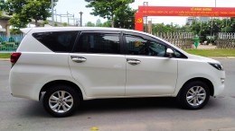 Cần bán xe TOYOTA INNOVA 2.0G số tự động 2018 chính hãng Toyota Sure