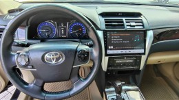 Cần bán xe Toyota Camry 2.0E 2017 màu đen chính hãng Toyota Sure