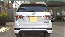 Cần bán xe TOYOTA FORTUNER TRD AT4x2 2015 chính hãng Toyota Sure