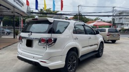 Cần bán xe TOYOTA FORTUNER TRD AT4x2 2016 phiên bản thể thao chính hãng Toyota Sure