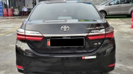 Cần bán xe TOYOTA ALTIS 1.8G 2019 màu nâu chính hãng Toyota Sure.