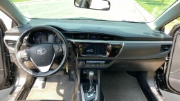 Cần bán xe TOYOTA ALTIS 1.8G CVT 2017 màu đen xe đẹp đi kĩ