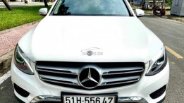 Gia Đình cần bán gấp Mercedes GLC200 2020