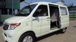 Xe tải Kenbo van 5 chỗ - 650kg có sẵn tại Đồng Nai