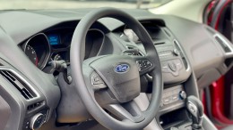Cần bán Ford focus trend 1.5 Hatchback sản xuất 2017 