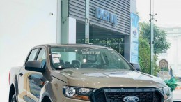 Ford Ranger XLS AT ghi vàng giá ưu đãi cuối năm