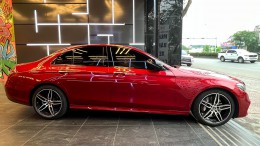 Bán xe  Mercedes E300 AMG model 2020