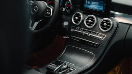 Bán xe Mercedes C200 Facelift 2020