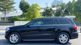 Cần bán Mercedes GL400 model 2015, Màu đen // nội thất Kem, biển HN, giá 1 tỷ 900tr