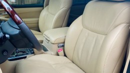 Cần bán  Lexus LX570 model 2011, màu đen/ nội thất kem, Tên tư nhân, một chủ từ mới, giá 2 tỷ 660tr