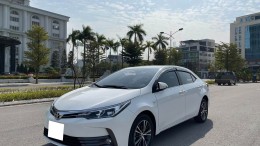Nhà cần bán Toyota Altis G 2019 màu trắng full option
