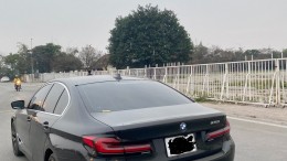 Bán xe BMW 530i 2019 đen nhập nguyễn chiếc