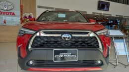 Toyota Corolla Cross 1.8 V siêu khuyến mại 100% phí trước bạ