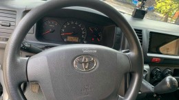 Bán xe Toyota Hiace 2016 nhập Nhật
