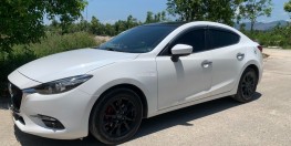 Cần bán Mazda 3 2018 bản fun .