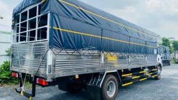 Xe ô tô tải hãng FAW 8 tấn 3 với thùng bạt dài 8m2 năm 2021