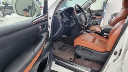 Lexus Lx570 màu Trắng sản xuất 2011 model 2012 tên Cá nhân