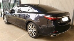 Bán Chiếc xe Gia đình Mazda 6 , 2.5L Signature Premium sản xuất - 2021 