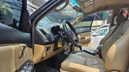 Cần bán xe Toyota Fortuner 2.7V 2016 giá 565tr