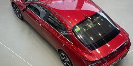Hyundai Elantra Vin 24 Đỏ cực Hot giữa mùa mưa
