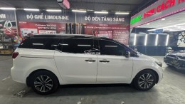 Chính chủ bán xe Kia sedona 2018, full dầu !