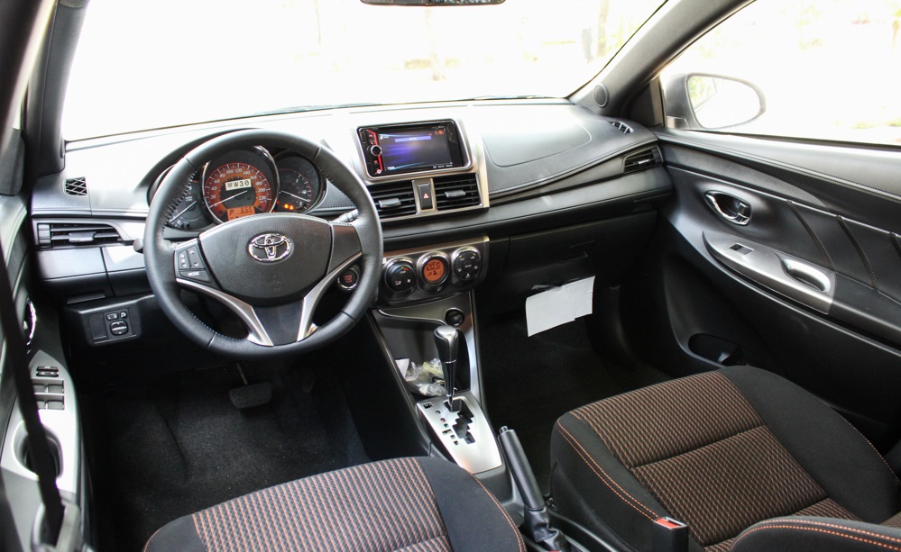 Toyota Yaris 2017 5