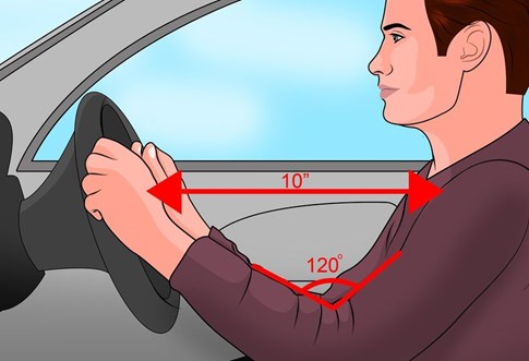 Điều chỉnh vị trí ngồi khi lái xe nào cho hợp lý? 5